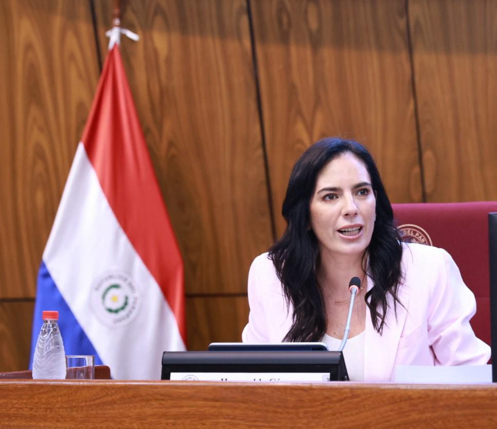 Claudia Centurión