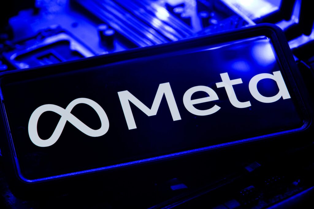 Logo META